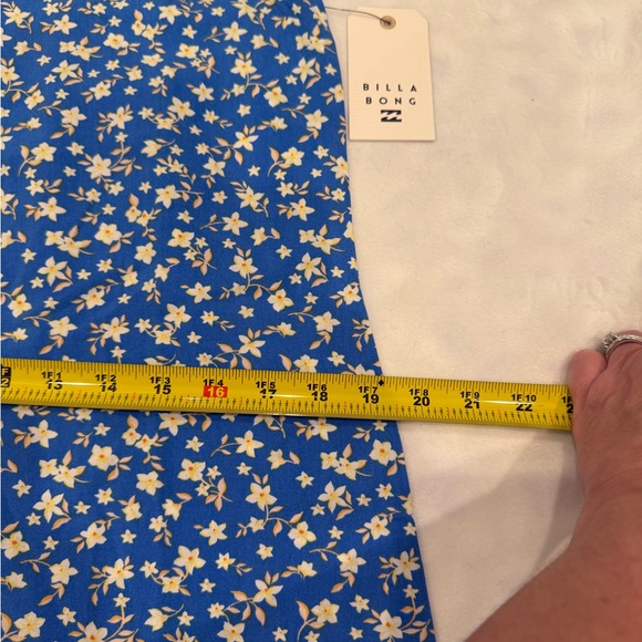 Billabong 90s Babe Mini dress, Blue with Yellow Floral Pattern, large - Picture 8 of 13
